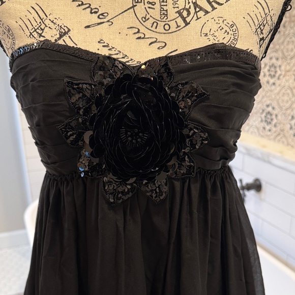 Betsey Johnson Elegant Black Dress - Picture 3 of 13